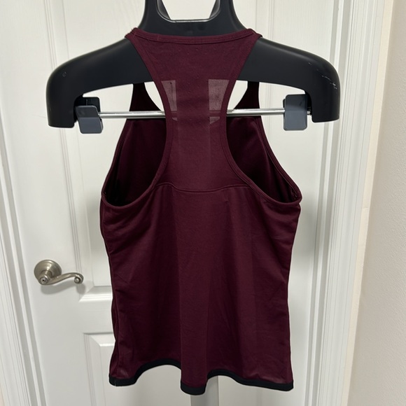 Yoga Tennis Tank Adidas - Picture 2 of 8